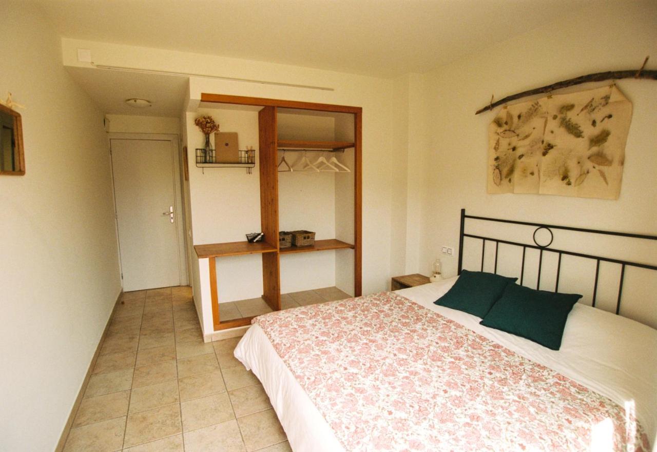 Hostal De L'Aigua Sant Llorenc de la Muga Exteriör bild