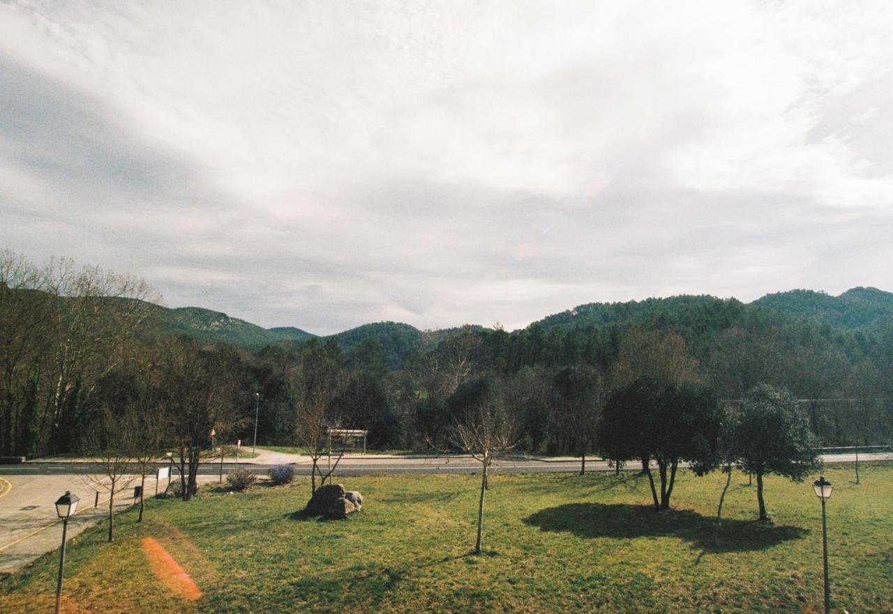 Hostal De L'Aigua Sant Llorenc de la Muga Exteriör bild