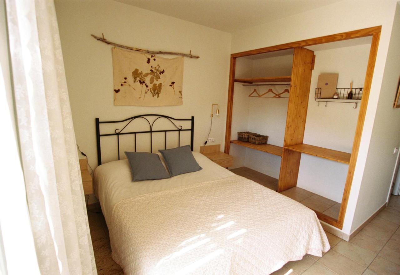 Hostal De L'Aigua Sant Llorenc de la Muga Exteriör bild