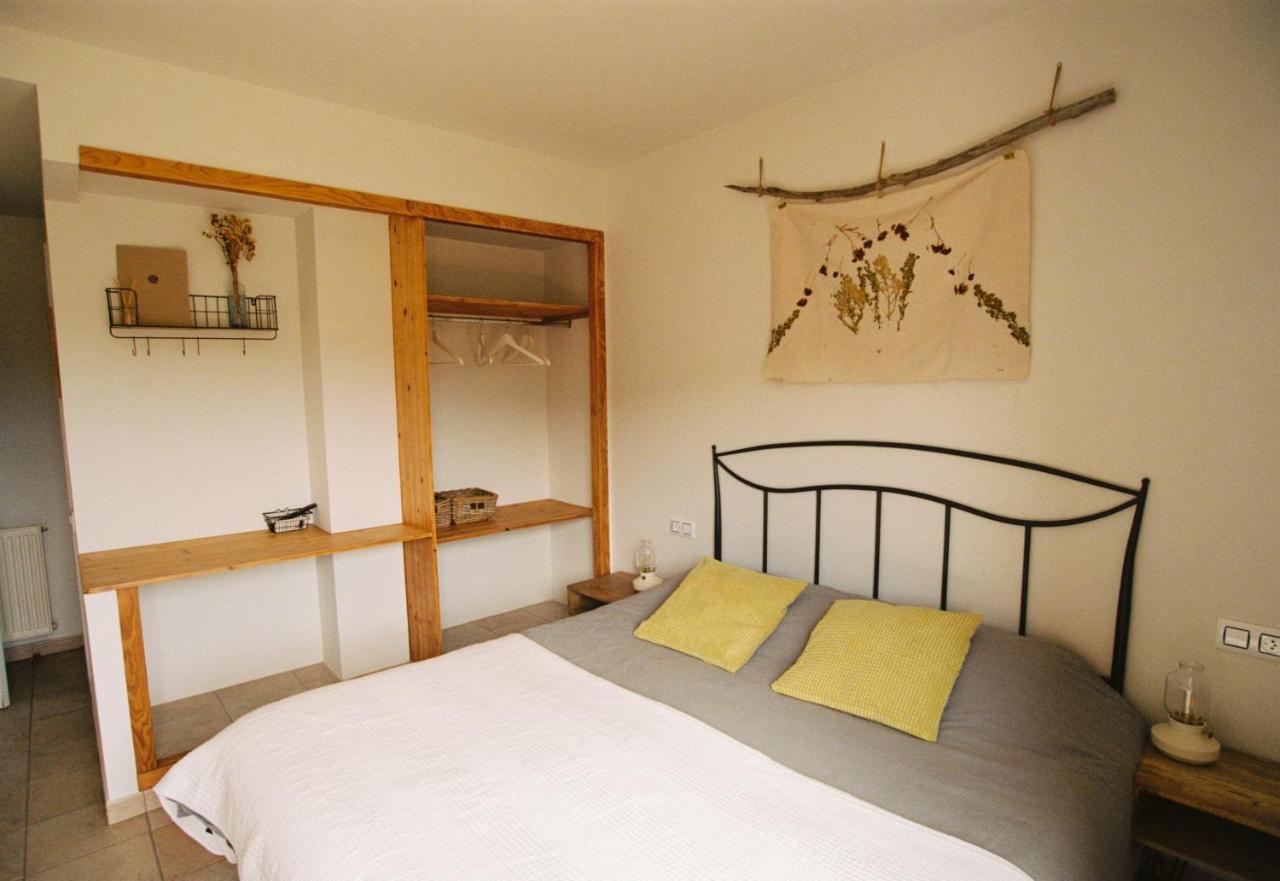 Hostal De L'Aigua Sant Llorenc de la Muga Exteriör bild