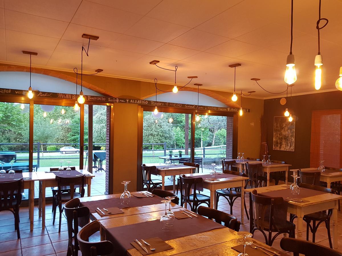 Hostal De L'Aigua Sant Llorenc de la Muga Exteriör bild