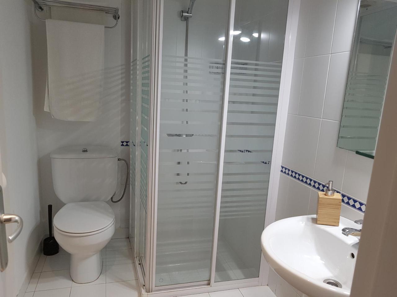 Hostal De L'Aigua Sant Llorenc de la Muga Exteriör bild